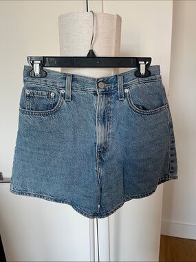 Levi’s High Loose Short